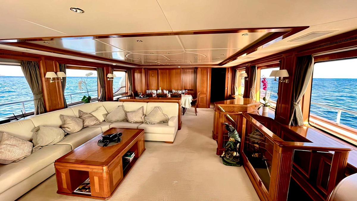 Аренда моторной яхты Benetti 30 Galaktika Skay на Мальдивах